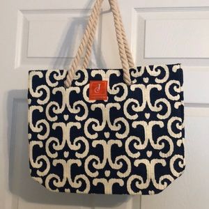 Jude Connolly tote